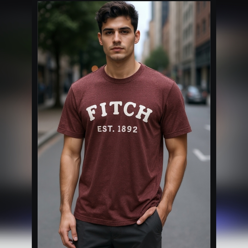 Abercrombie & Fitch Maroon Logo Crewneck Tee Size-Small